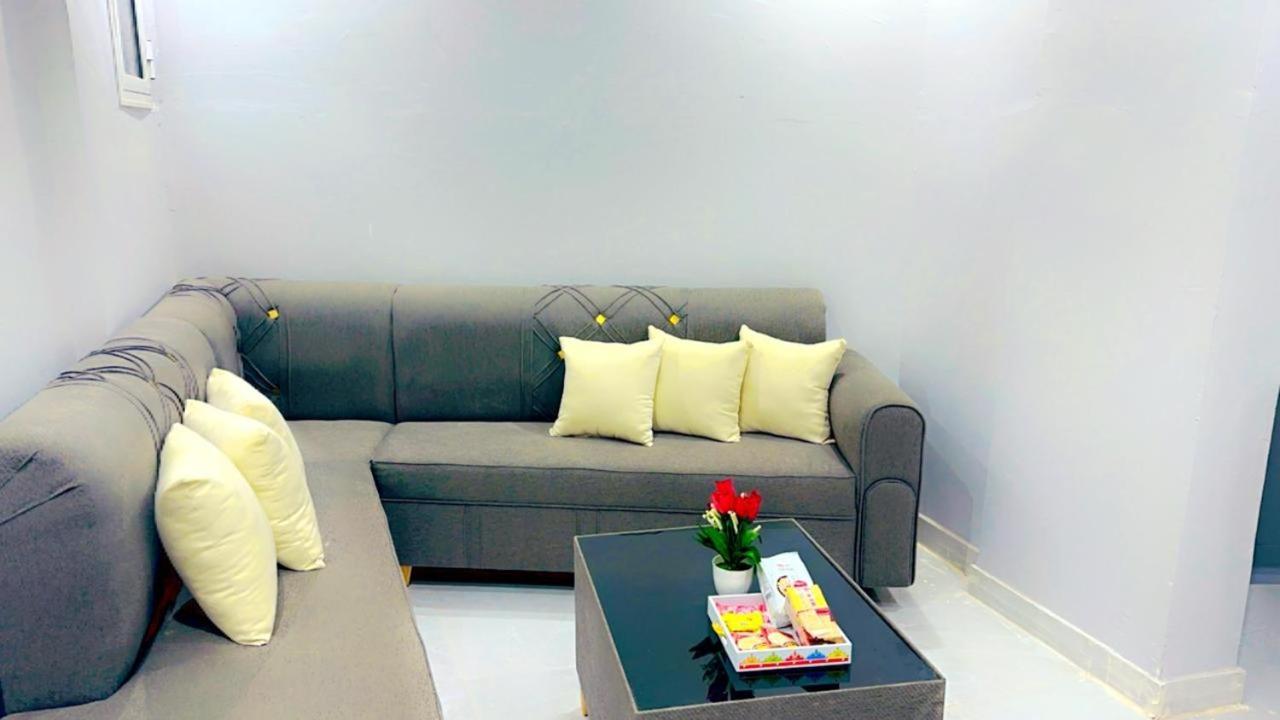 دار المدينة House Madinah Apartment Medina ภายนอก รูปภาพ